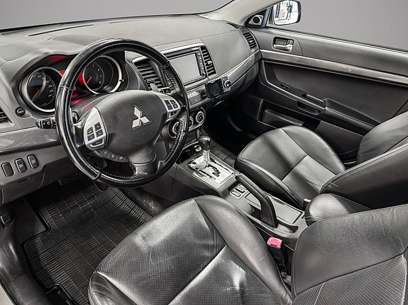 Mitsubishi Lancer 23 of 30