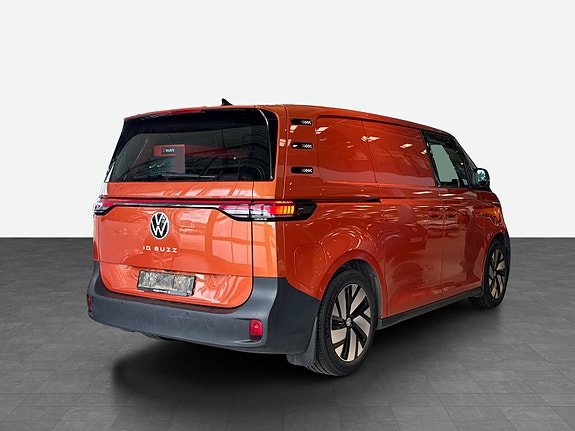 Volkswagen ID. Buzz 7 of 17