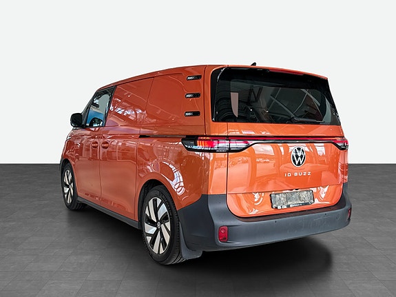 Volkswagen ID. Buzz 5 of 17