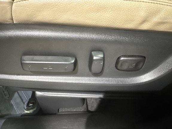 Honda CR-V 10 of 30