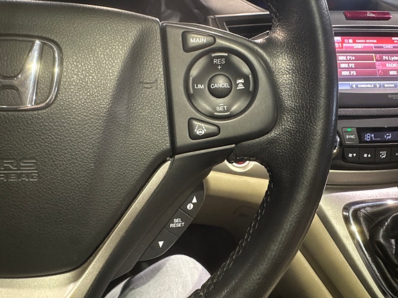 Honda CR-V 19 of 30