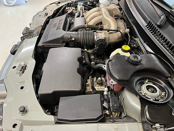 Jaguar X-TYPE 28 of 30