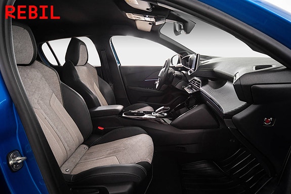 Peugeot e-208 9 of 23