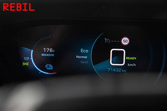 Peugeot e-208 17 of 23