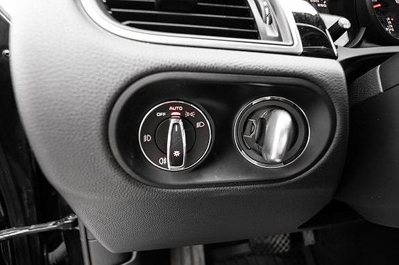 Porsche Macan 22 of 30