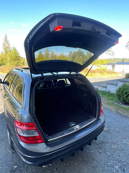 Mercedes-Benz C220 d 14 of 20