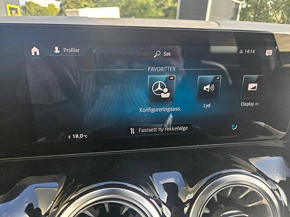 Mercedes-Benz EQA300 28 of 30