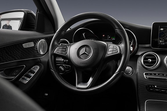 Mercedes-Benz C350 e 20 of 30