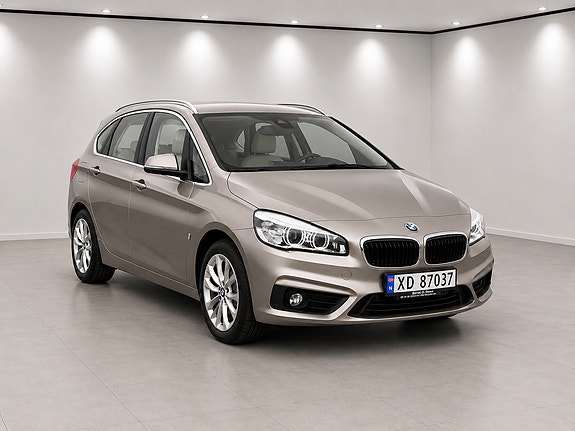BMW 225xe 3 of 17