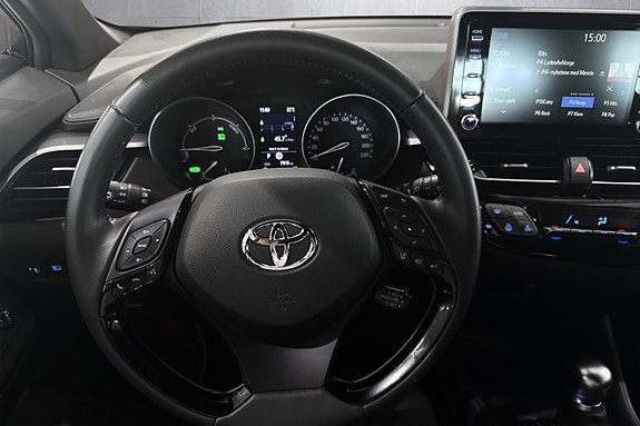 Toyota C-HR 11 of 20