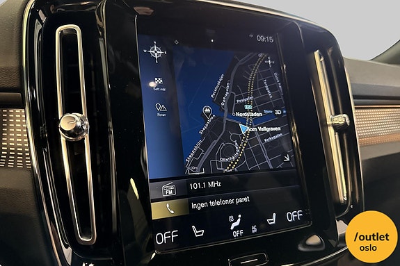 Volvo XC40 14 of 26