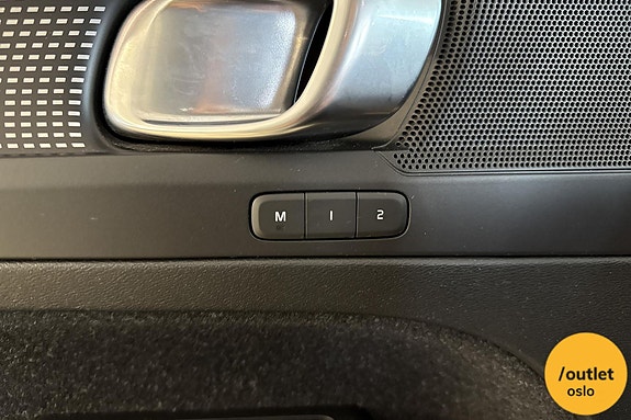 Volvo XC40 22 of 26