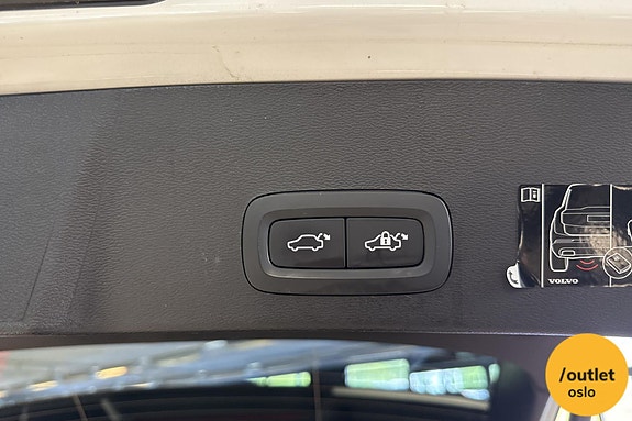 Volvo XC40 24 of 26