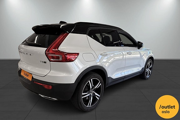 Volvo XC40 7 of 26