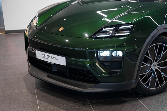 Porsche Macan 10 of 30
