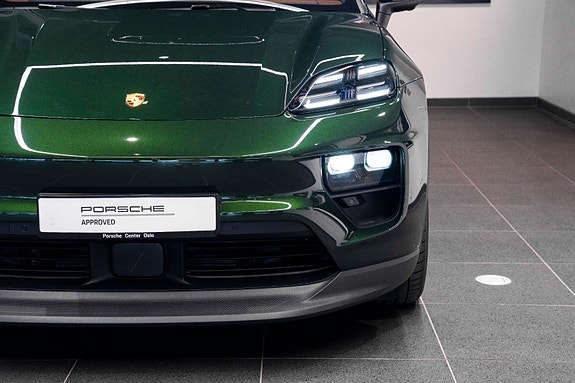 Porsche Macan 9 of 30