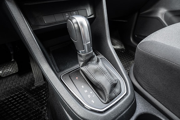 Volkswagen Caddy 17 of 29