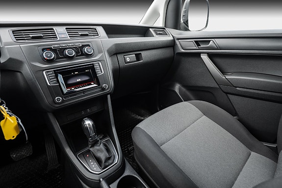 Volkswagen Caddy 18 of 29