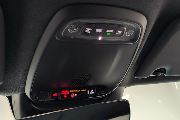 Volvo XC40 26 of 30