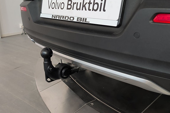 Volvo XC40 8 of 30
