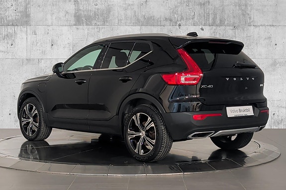 Volvo XC40 7 of 30