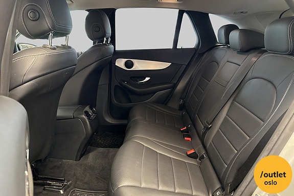 Mercedes-Benz GLC350 e 11 of 30
