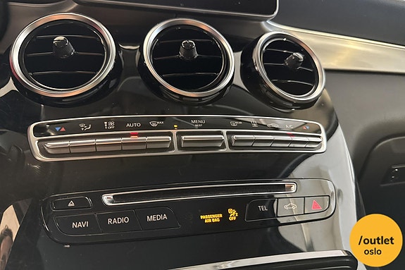Mercedes-Benz GLC350 e 18 of 30