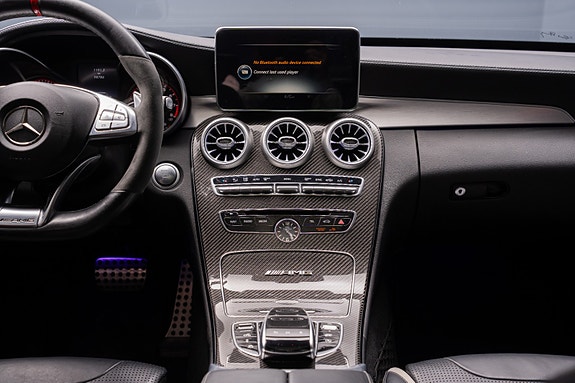 Mercedes-Benz C63 24 of 30