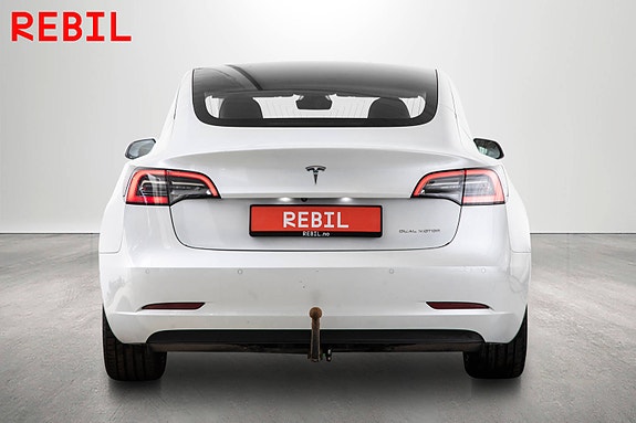 Tesla Model 3 6 of 27