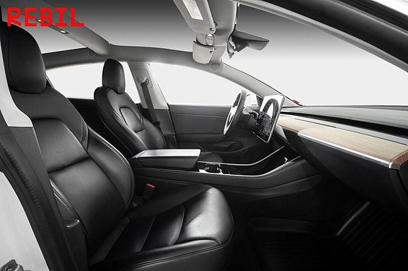 Tesla Model 3 23 of 27