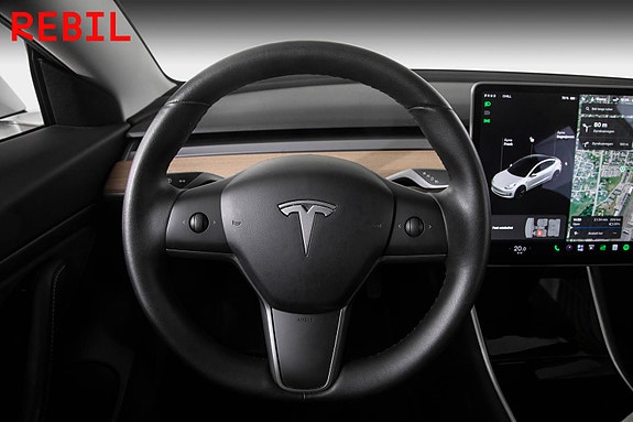 Tesla Model 3 12 of 27