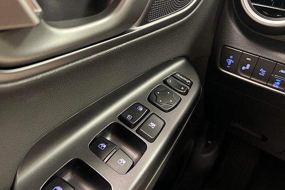 Hyundai Kona 15 of 25
