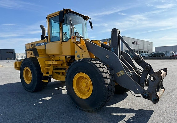 Volvo L120D 12 of 14
