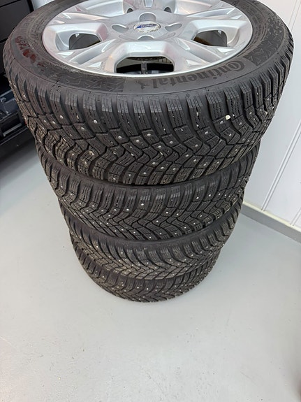 Ford Fiesta 9 of 12