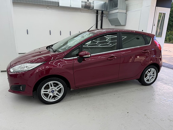 Ford Fiesta 4 of 12