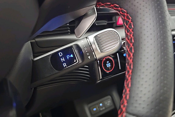 Hyundai Ioniq 5 14 of 25