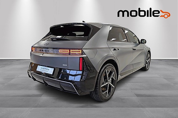 Hyundai Ioniq 5 3 of 25