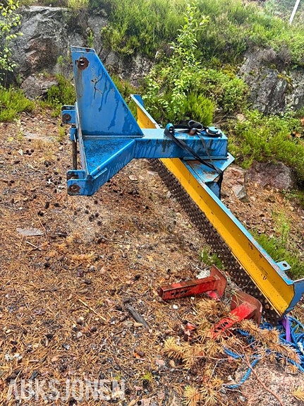 Ford 4600 TRAKTOR - SKJÆR KJETTINGER - MVA FRI 9 of 9