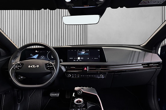 Kia EV6 18 of 30