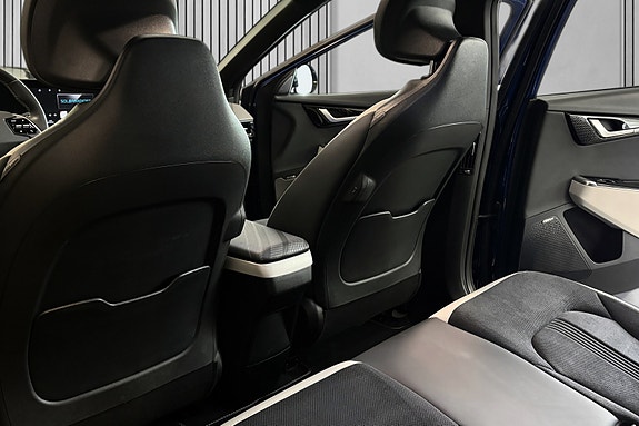 Kia EV6 14 of 30