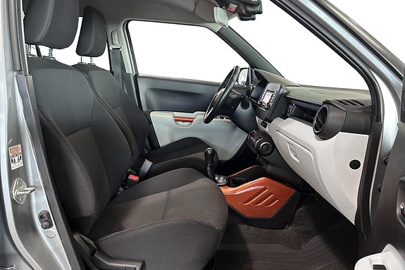 Suzuki Ignis 23 of 27