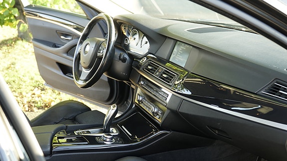 BMW 520d 24 of 30