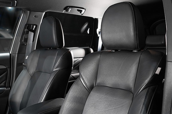 Mitsubishi Outlander 25 of 30