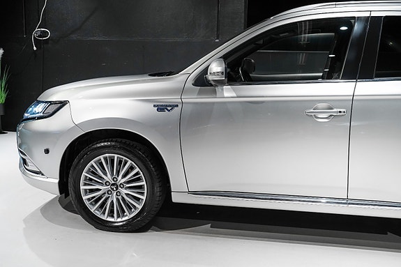 Mitsubishi Outlander 4 of 30