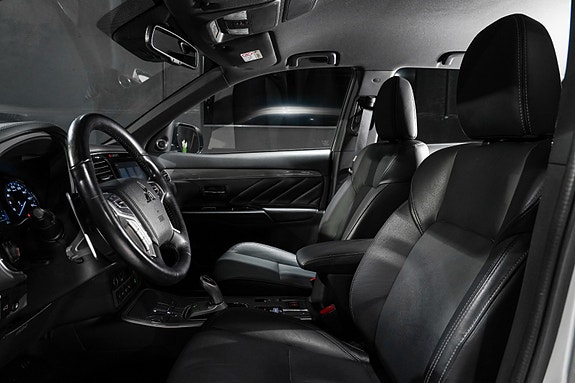 Mitsubishi Outlander 22 of 30