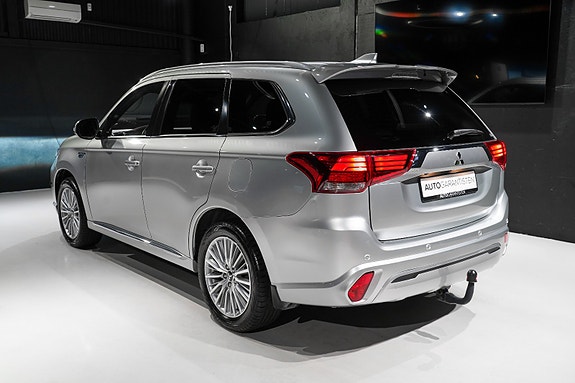 Mitsubishi Outlander 6 of 30