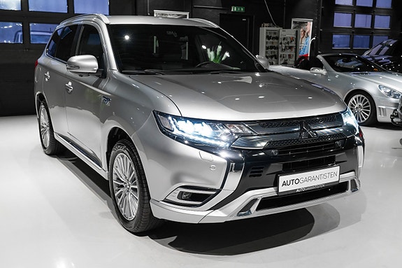 Mitsubishi Outlander 13 of 30