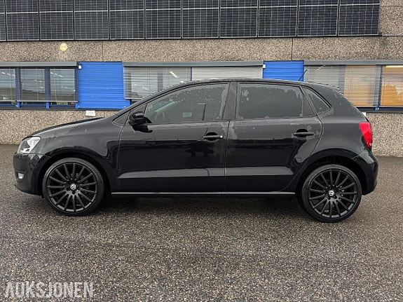 Volkswagen Polo 10 of 17