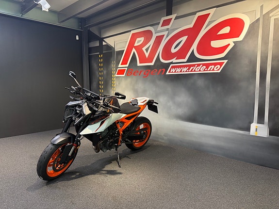 KTM 990 Duke R 5 of 13