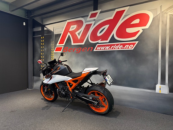 KTM 990 Duke R 8 of 13